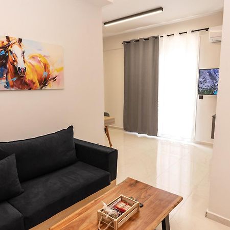 Steve'S Apartment Candia Esterno foto